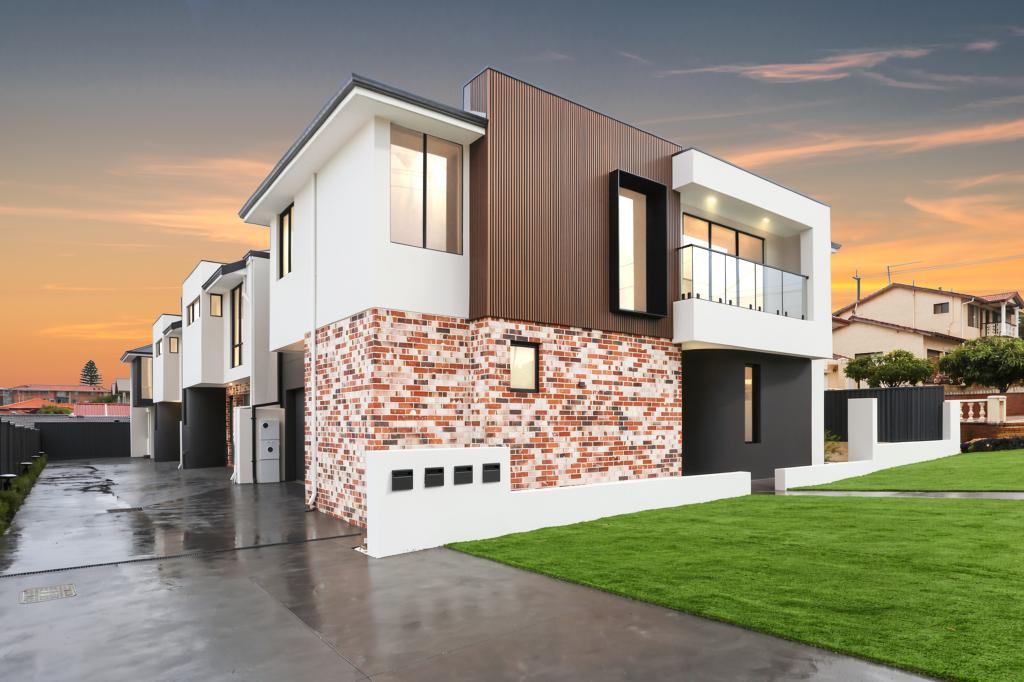 2/5 Gerald St, Spearwood, WA 6163
