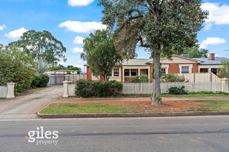 39 Old Sarum Rd, Elizabeth North, SA 5113