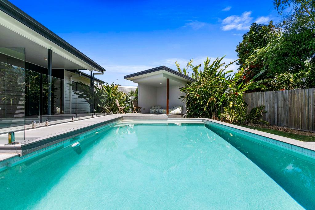 16 Jasmine Ct, Dundowran Beach, QLD 4655