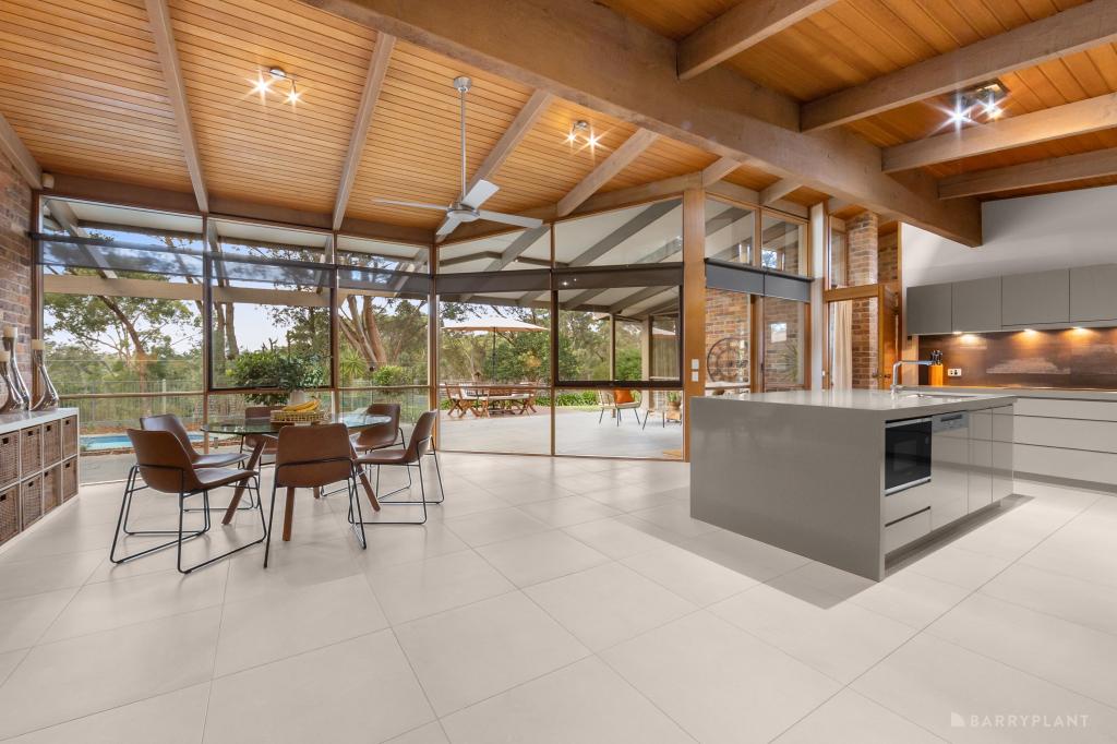 8 Eumeralla Ave, Templestowe Lower, VIC 3107