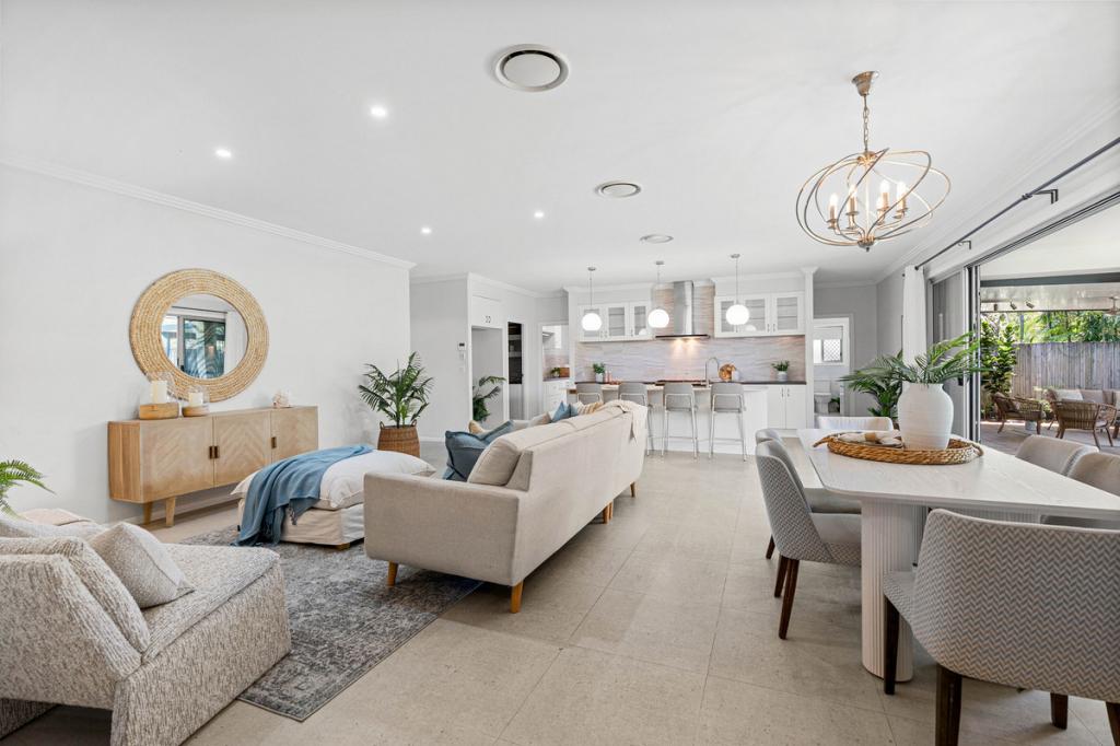 40 Parkgrove St, Birkdale, QLD 4159