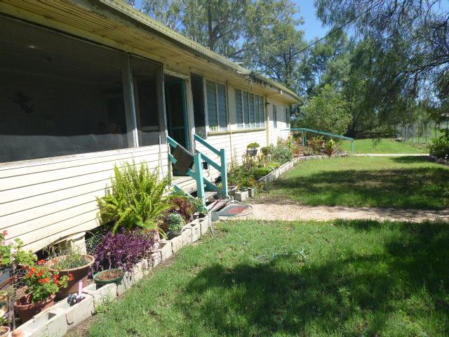 24-26 Cowildi St, Dirranbandi, QLD 4486