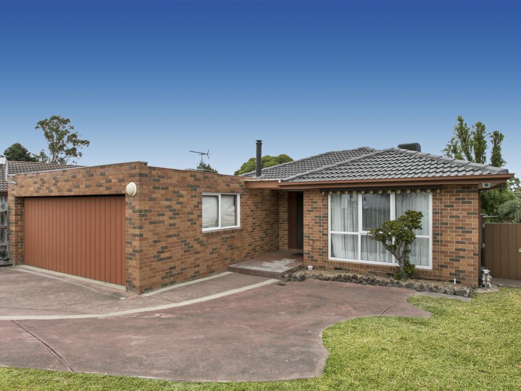 44 WARANA DR, HAMPTON PARK, VIC 3976