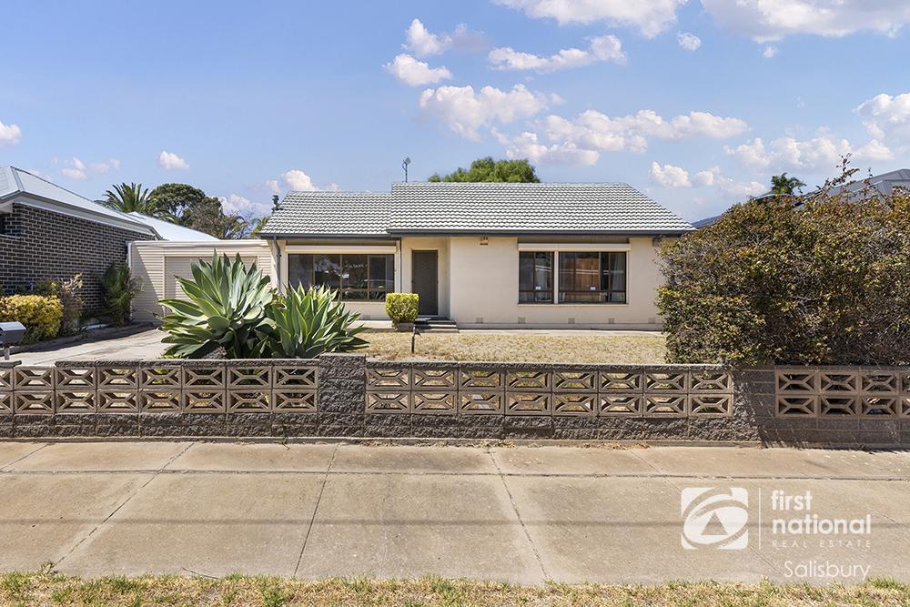 22 Woodfull St, Parafield Gardens, SA 5107