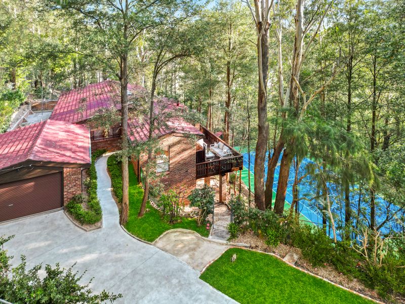 7 SUMMERS AVE, HORNSBY, NSW 2077