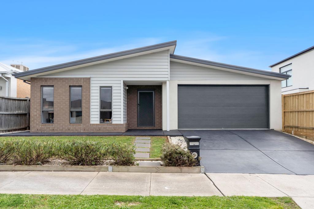 5 Sturt Way, Mickleham, VIC 3064