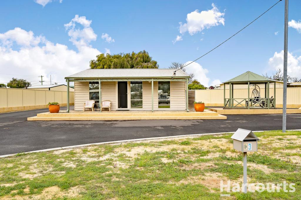 3 Flinders St, Falcon, WA 6210