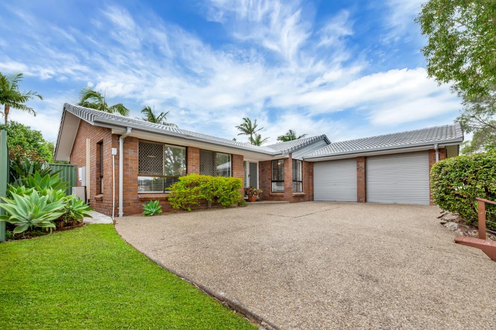 16 Rangeview Ct, Burleigh Waters, QLD 4220