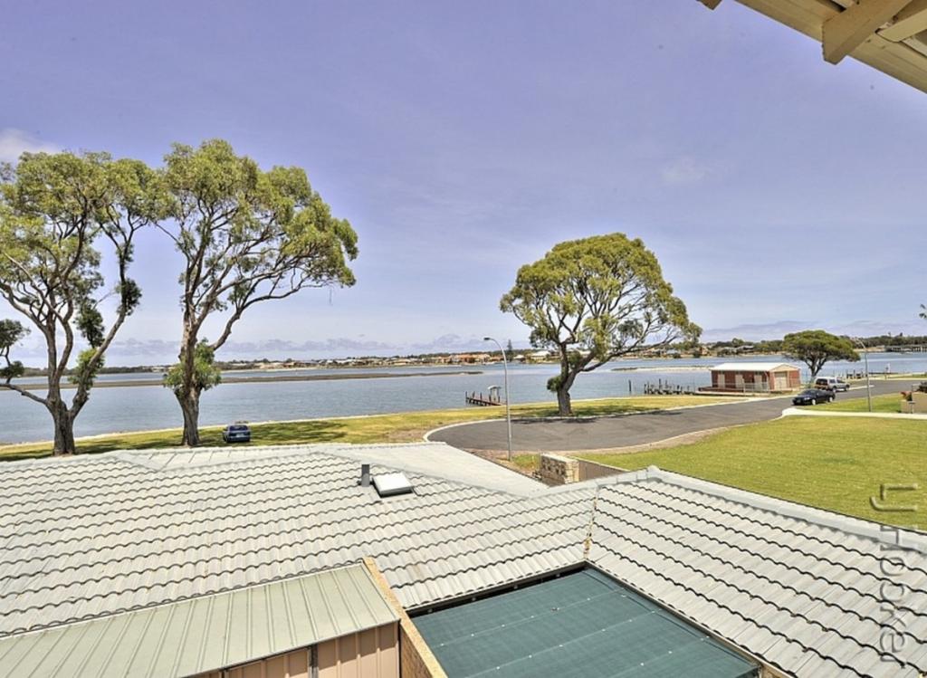 3/4 Soldiers Cove Tce, Dudley Park, WA 6210