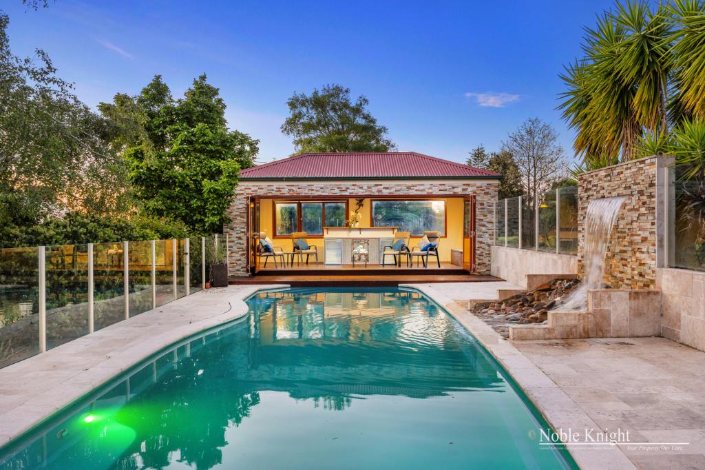 61 Garnook Gr, Badger Creek, VIC 3777