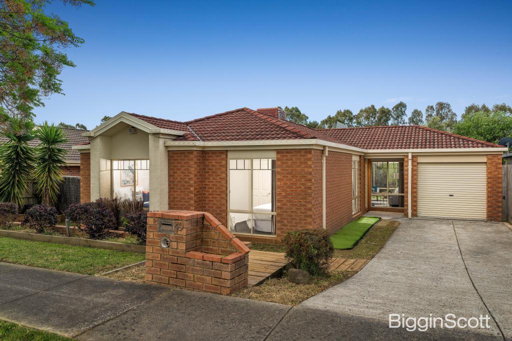 49 Jarryd Cres, Berwick, VIC 3806