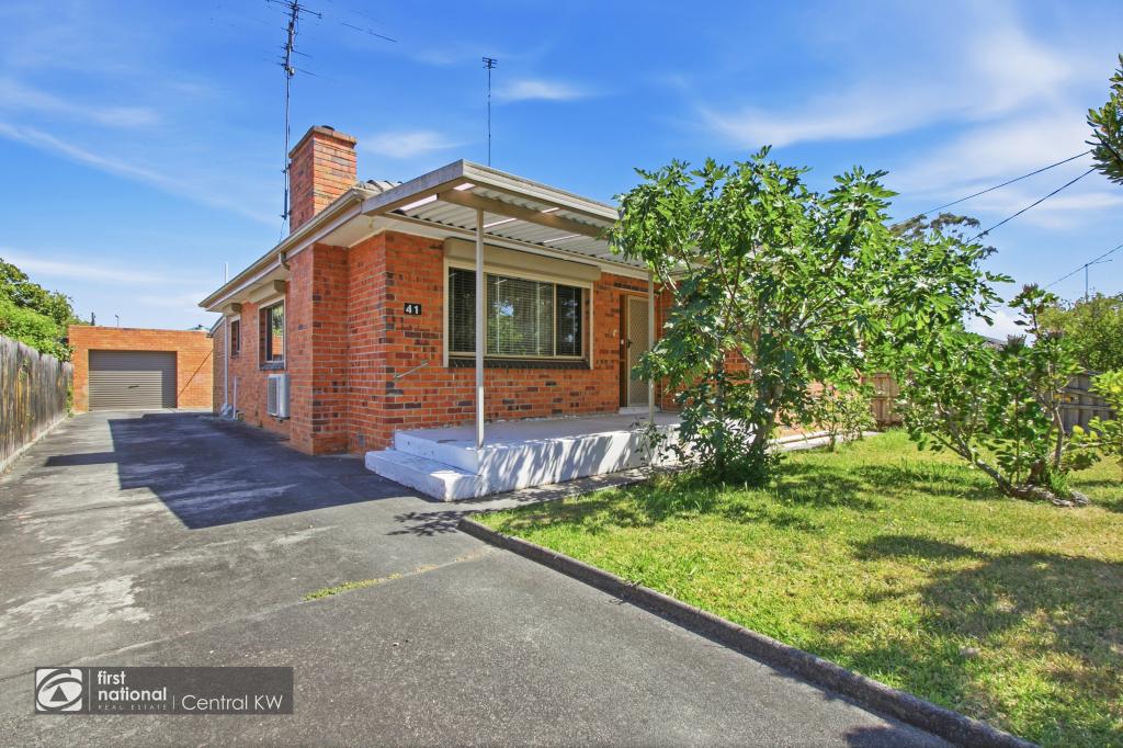 41 Collins St, Morwell, VIC 3840