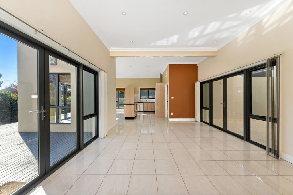 113 La Perouse St, Narrabundah, ACT 2604