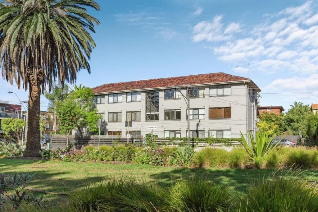 7/151 GLEN HUNTLY RD, ELWOOD, VIC 3184