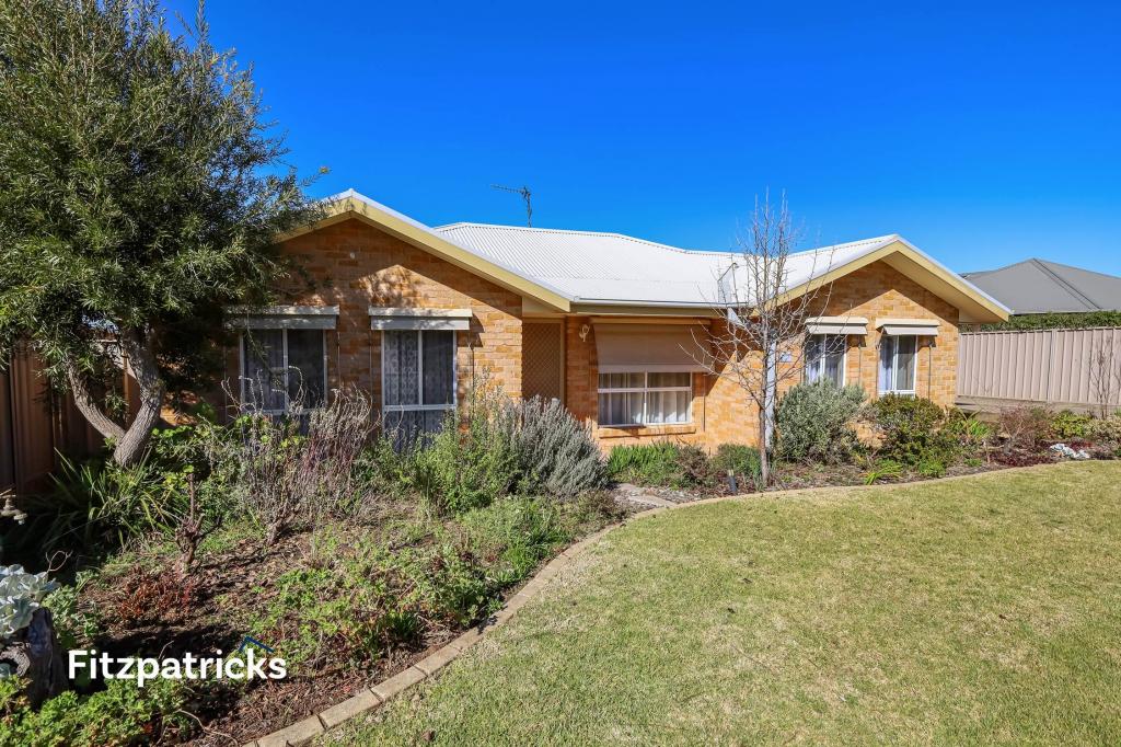1/2 Cumberland Ct, Tatton, NSW 2650
