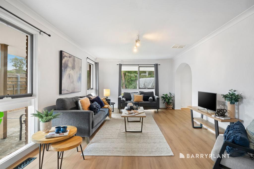 44 Folkstone Cres, Ferntree Gully, VIC 3156