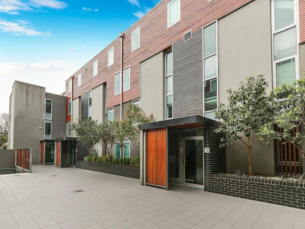 27/352 CANTERBURY RD, ST KILDA WEST, VIC 3182