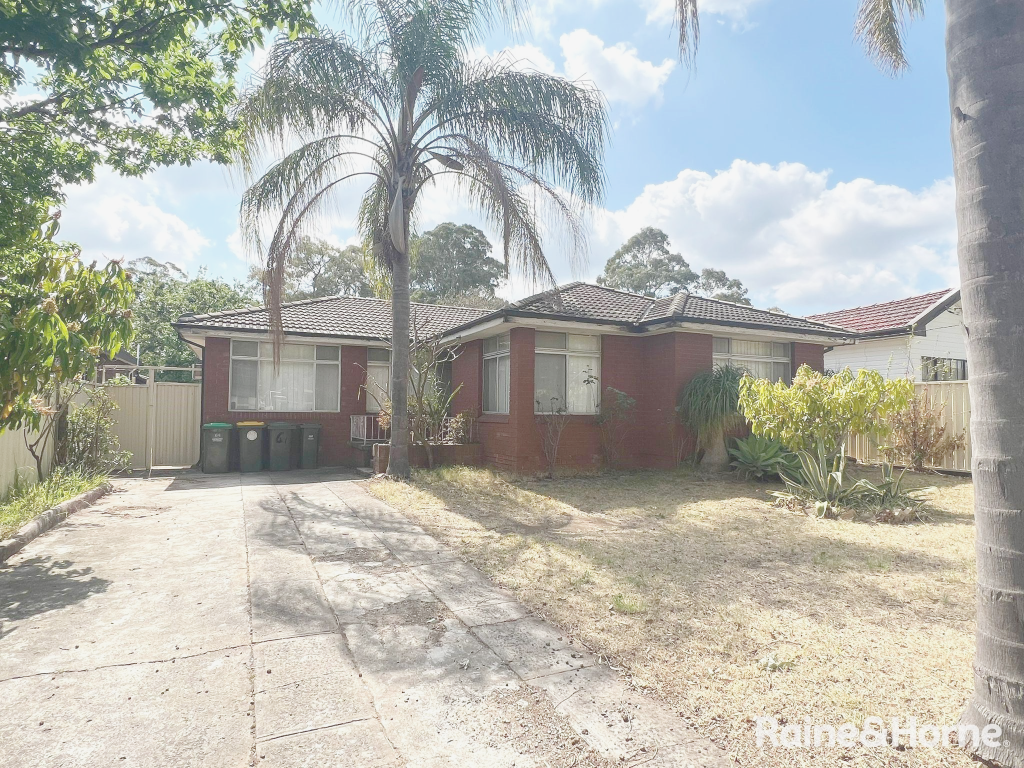 64 Dan St, Campbelltown, NSW 2560