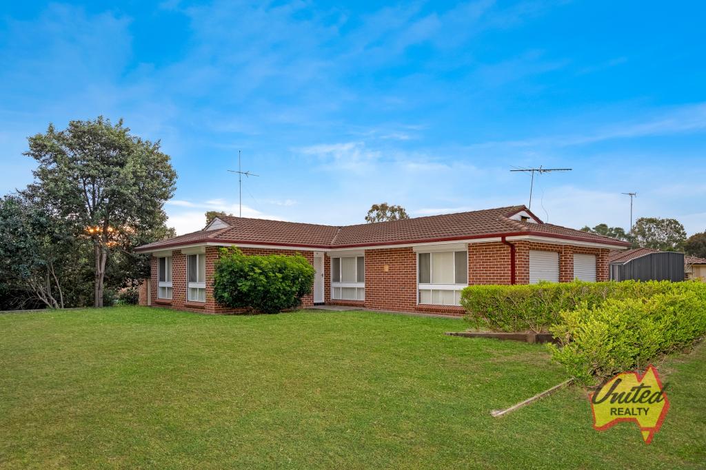 34 Mcewan Cct, Mount Annan, NSW 2567