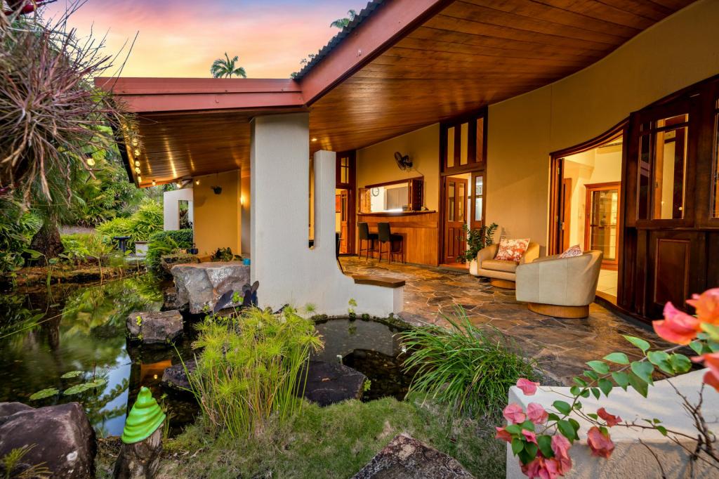 12 MORRIS ST, FRESHWATER, QLD 4870