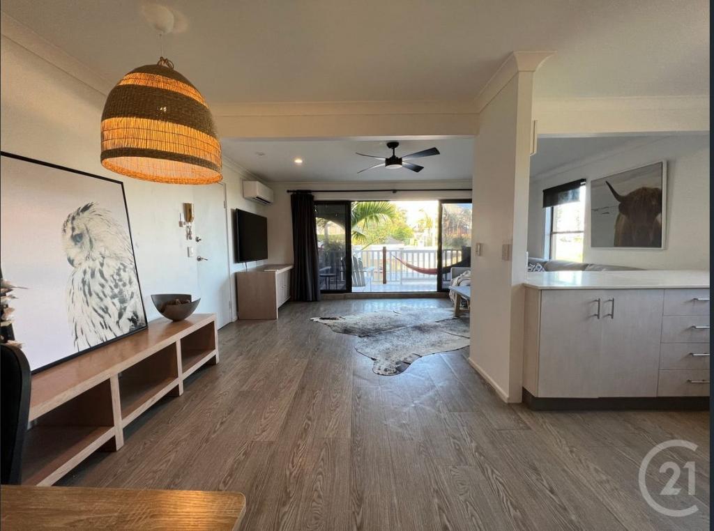 2/17 Sobraon St, Sunrise Beach, QLD 4567