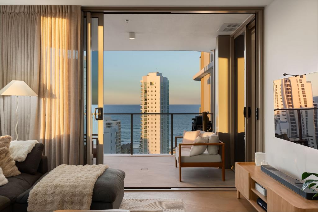 11704/11-23 CRONIN AVE, MAIN BEACH, QLD 4217