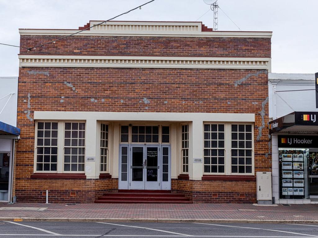 72 Mcdowall St, Roma, QLD 4455