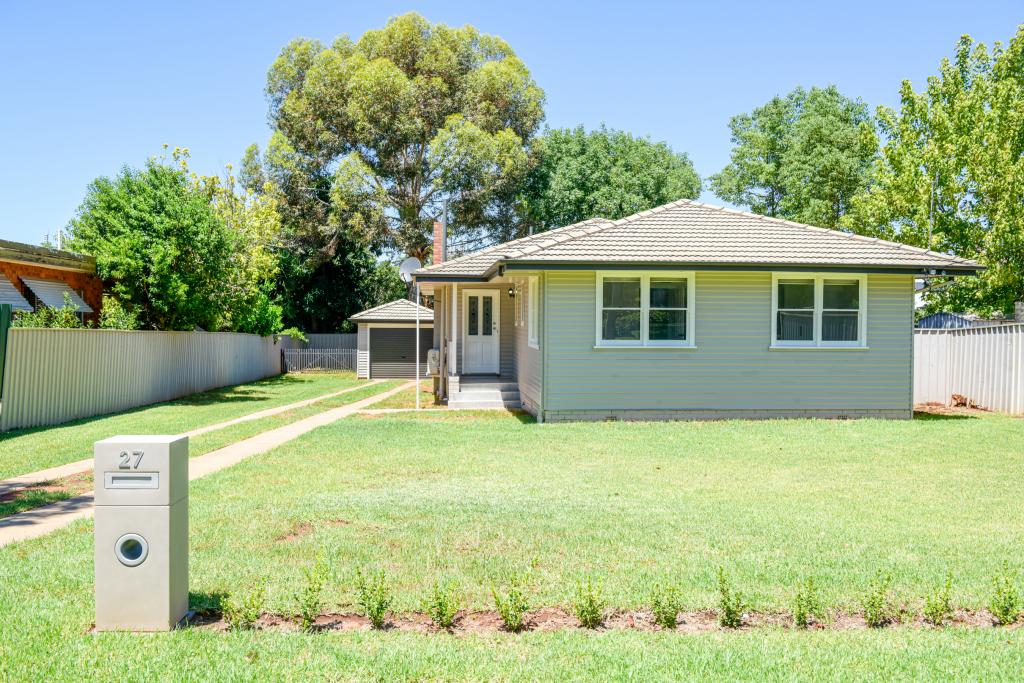 27 Probert Ave, Griffith, NSW 2680