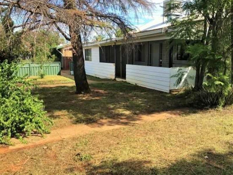 1/11 Linsley St, Cobar, NSW 2835