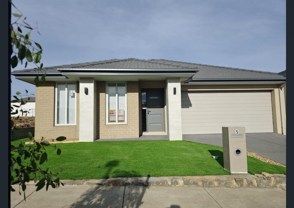 5 AHERLOW RD, BEVERIDGE, VIC 3753
