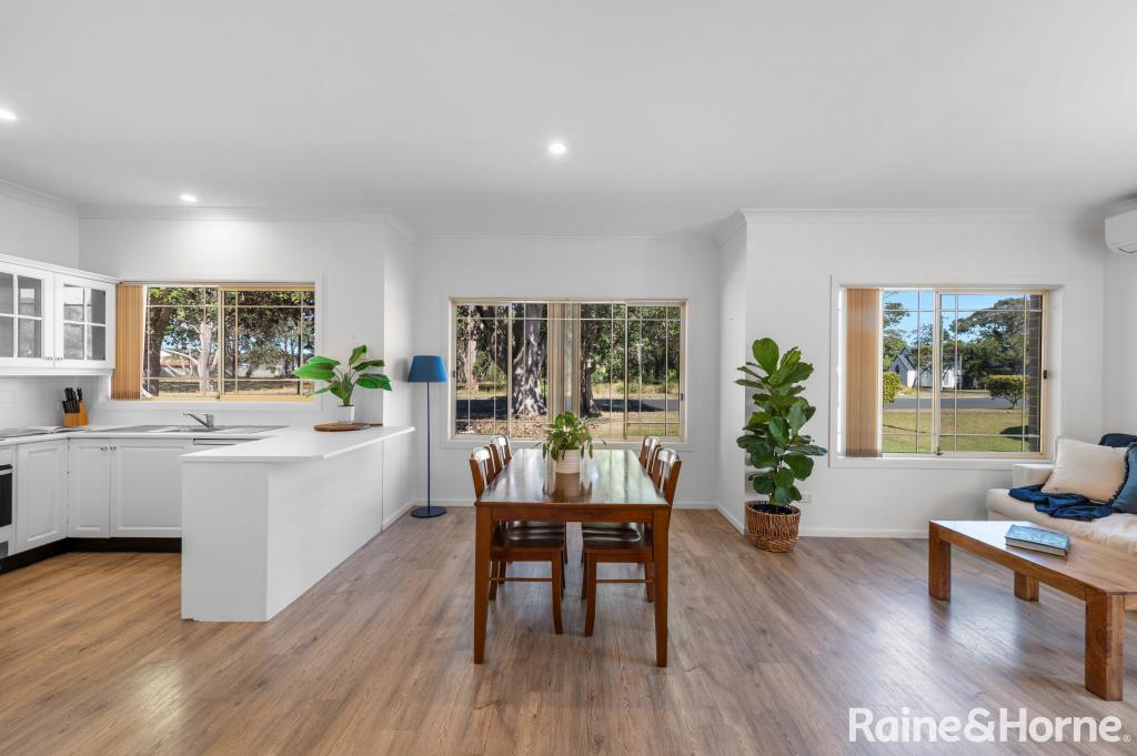 2/135 Scott St, Shoalhaven Heads, NSW 2535