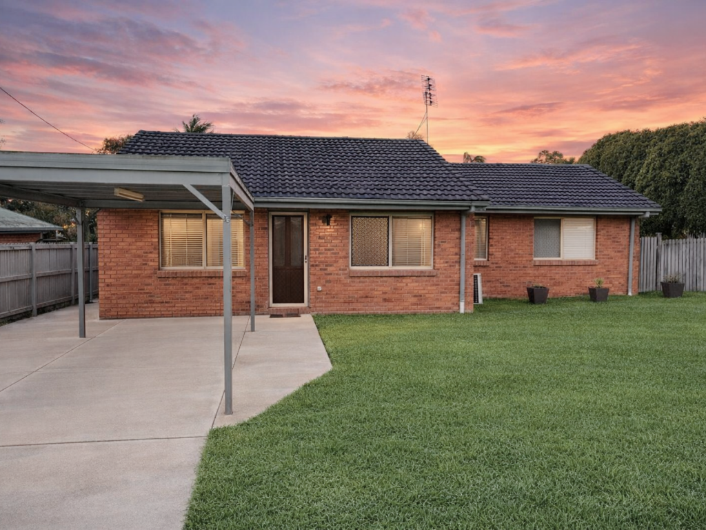 111 Pine Camp Rd, Beerwah, QLD 4519