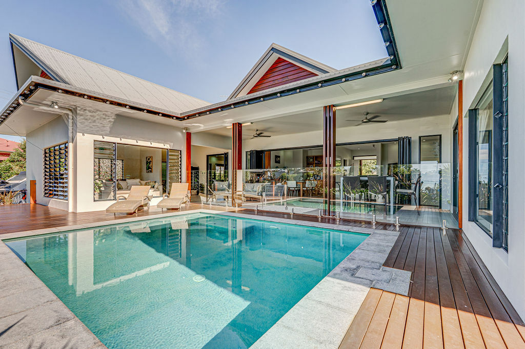 2-4 Seafarer St, South Mission Beach, QLD 4852
