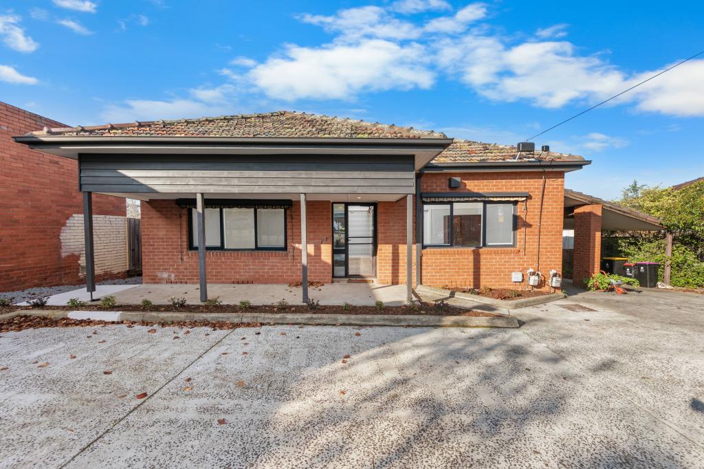 130 NICHOLSON ST, COBURG, VIC 3058