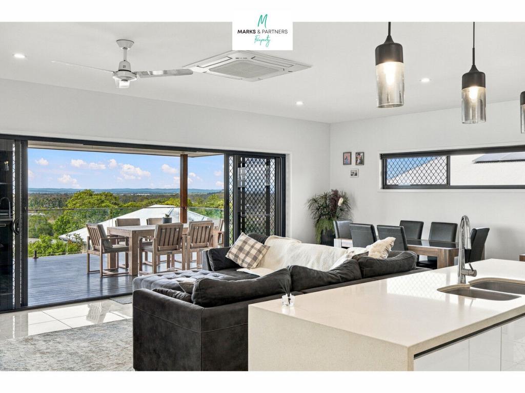 15 Sandy View Dr, Nikenbah, QLD 4655