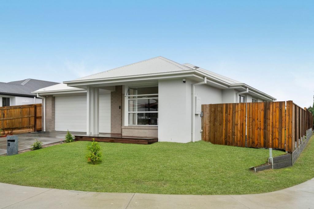 33 Verrall Way, Walloon, QLD 4306