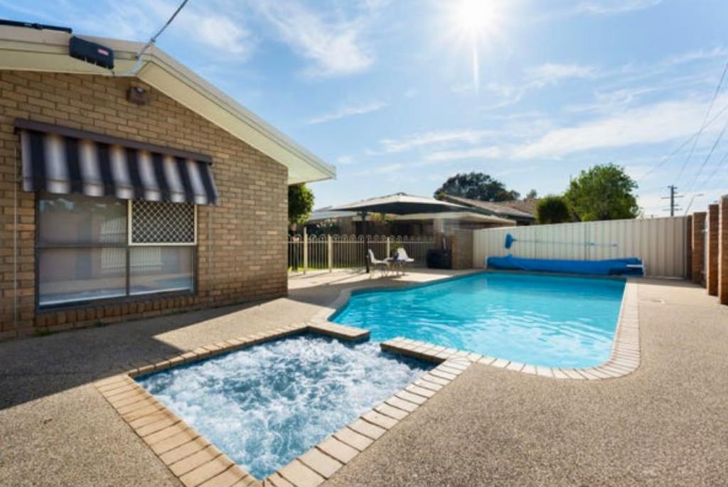 144 Brockley St, Wodonga, VIC 3690