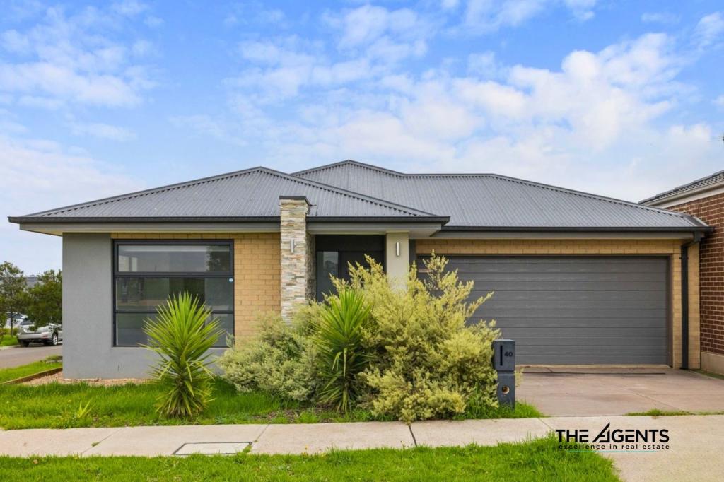 40 Meadows Dr, Deanside, VIC 3336