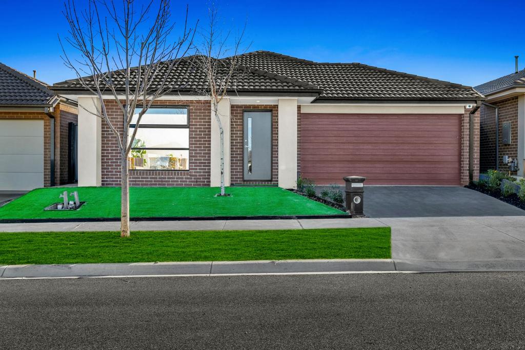 32 WHISTLER CCT, KALKALLO, VIC 3064