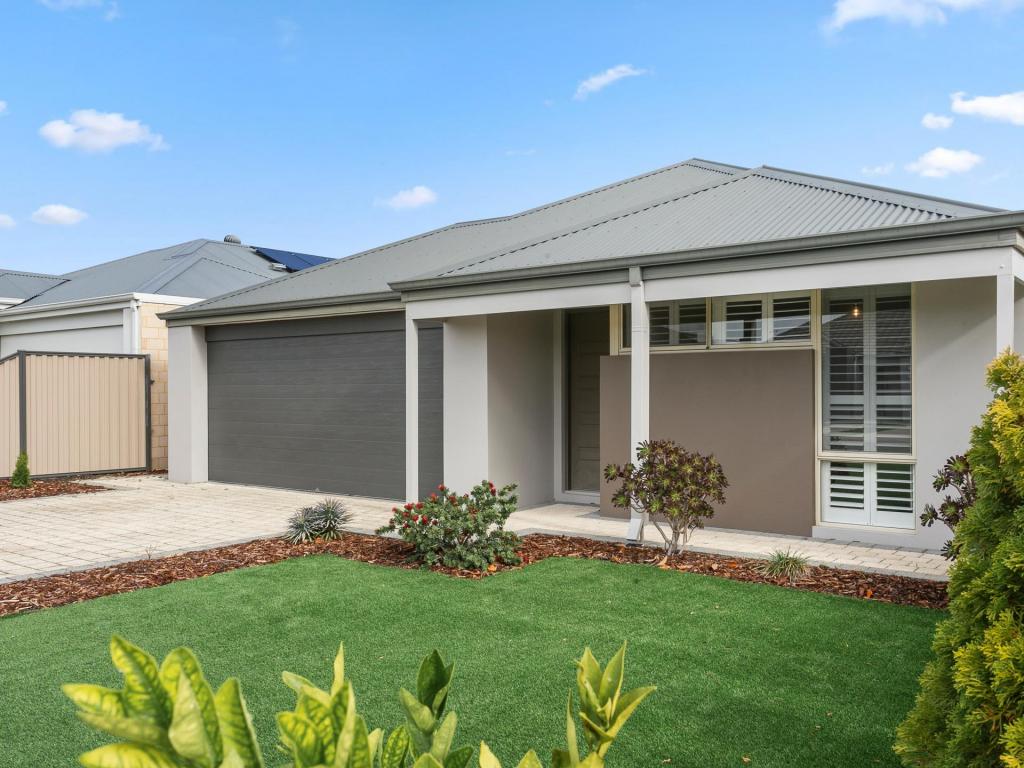 5 Varazze Way, Piara Waters, WA 6112