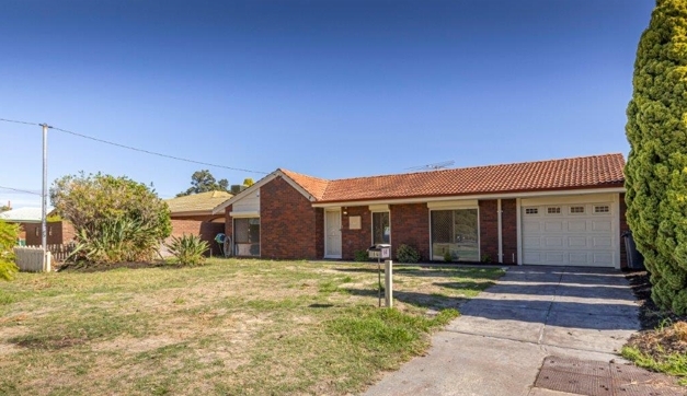 64 Connemara Dr, Thornlie, WA 6108