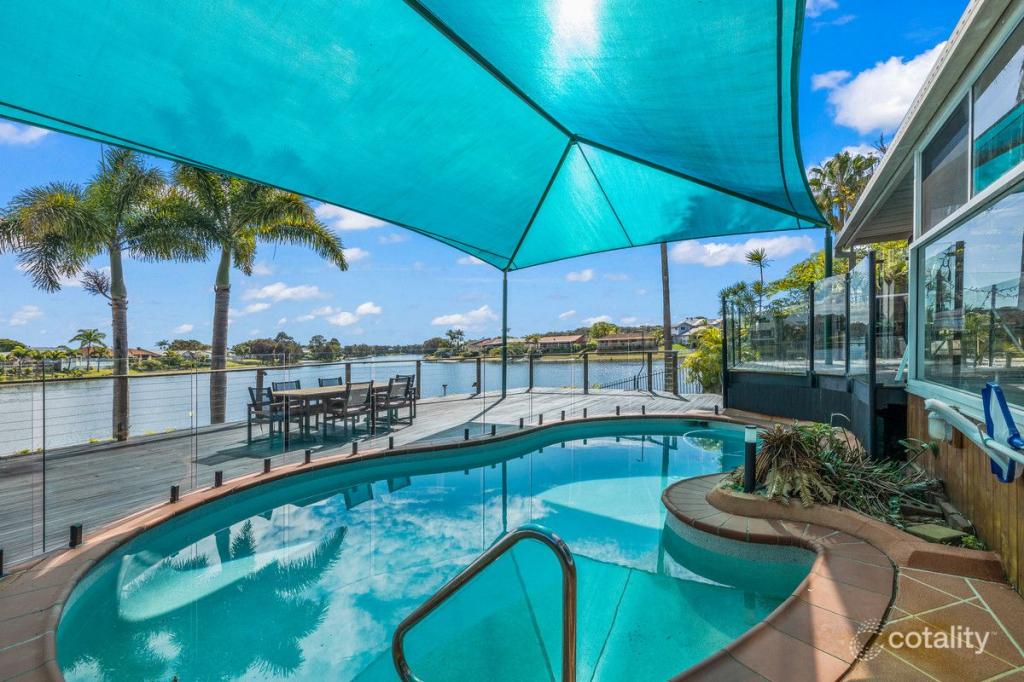 196 Acanthus Ave, Burleigh Waters, QLD 4220