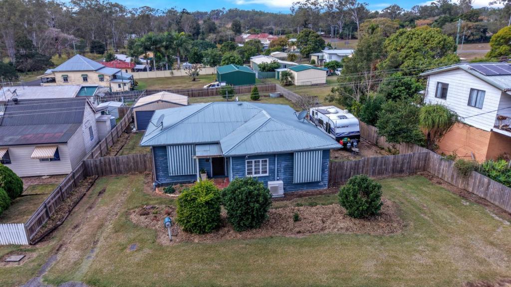 12 Walker St, Gin Gin, QLD 4671