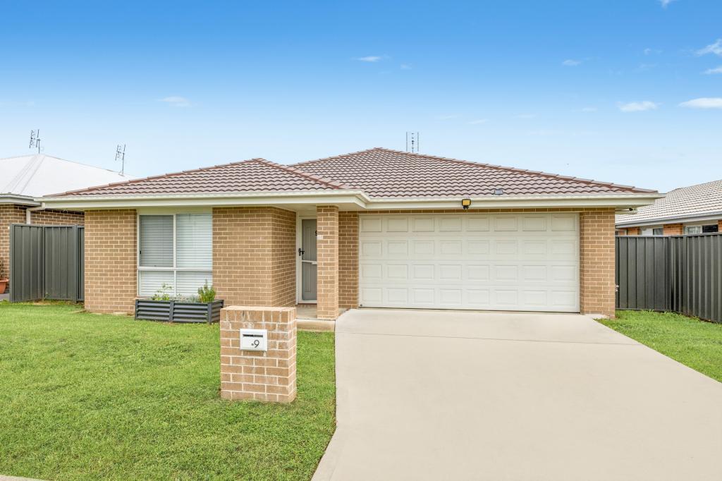 9 Bateup Dr, Hamlyn Terrace, NSW 2259