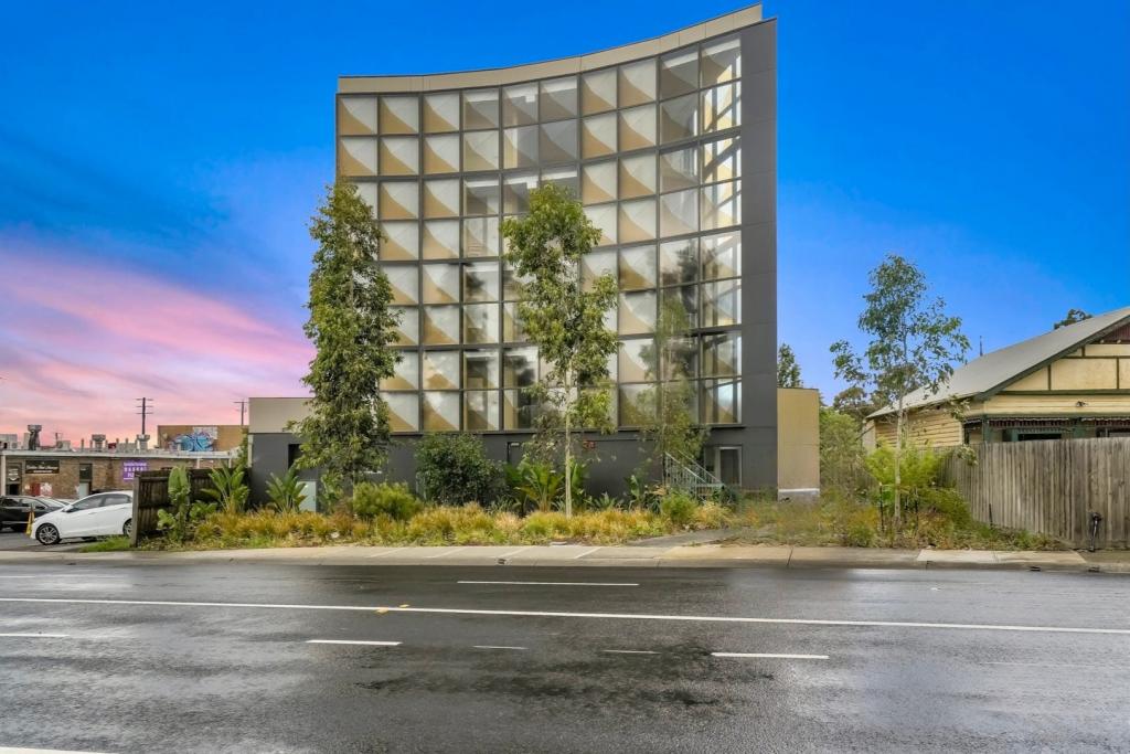 106/205 Ballarat Rd, Footscray, VIC 3011