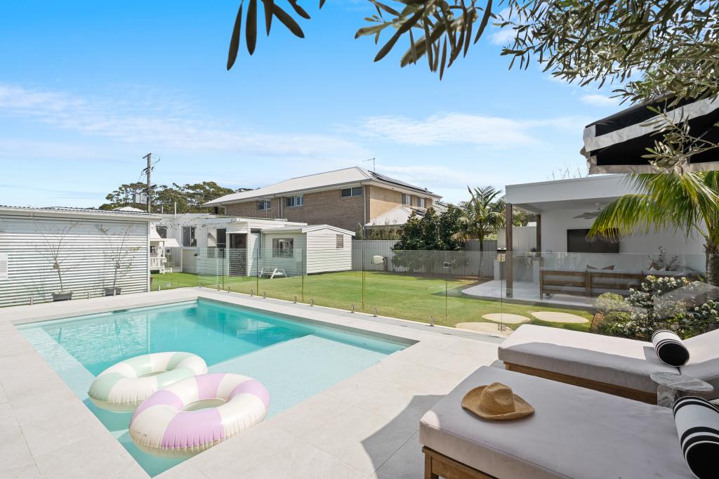 8 Phillip St, Shelly Beach, NSW 2261