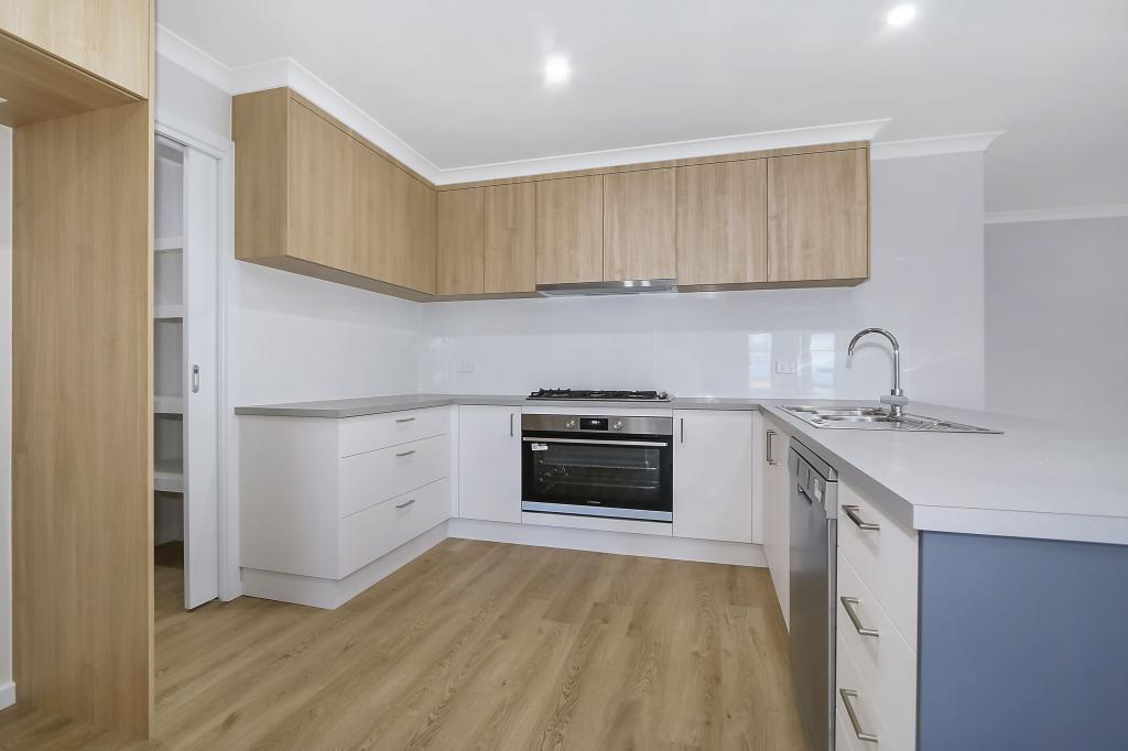 3 Anglesey Way, Thurgoona, NSW 2640