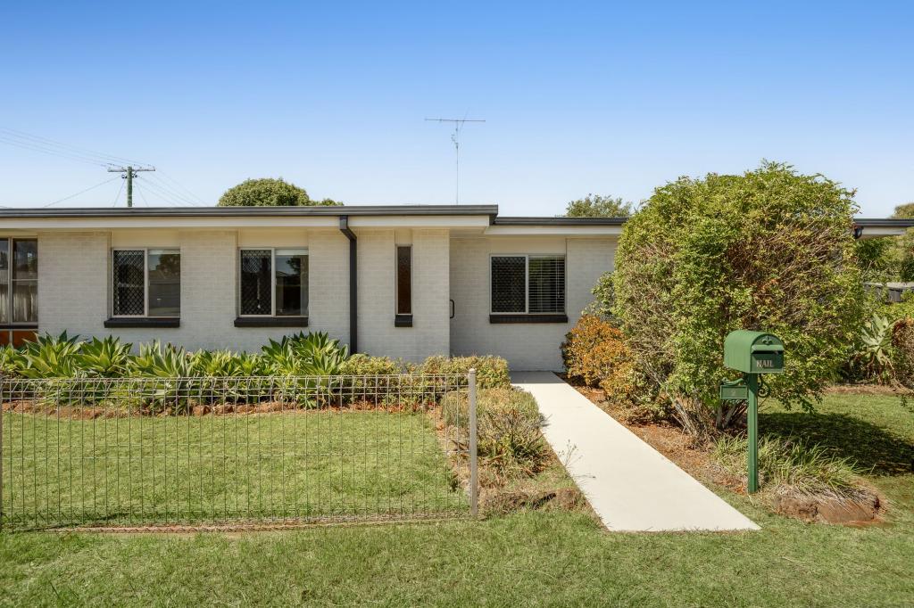 2 Mccubbin St, Wilsonton, QLD 4350