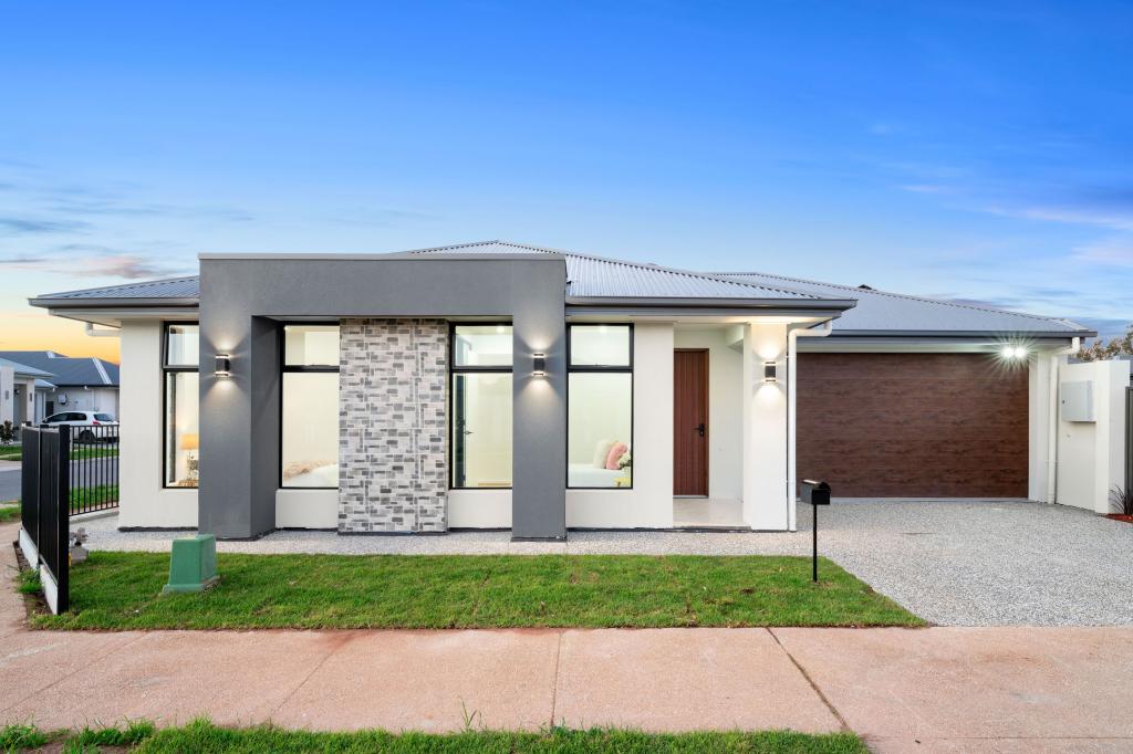 8 TELFORD ST, ANDREWS FARM, SA 5114