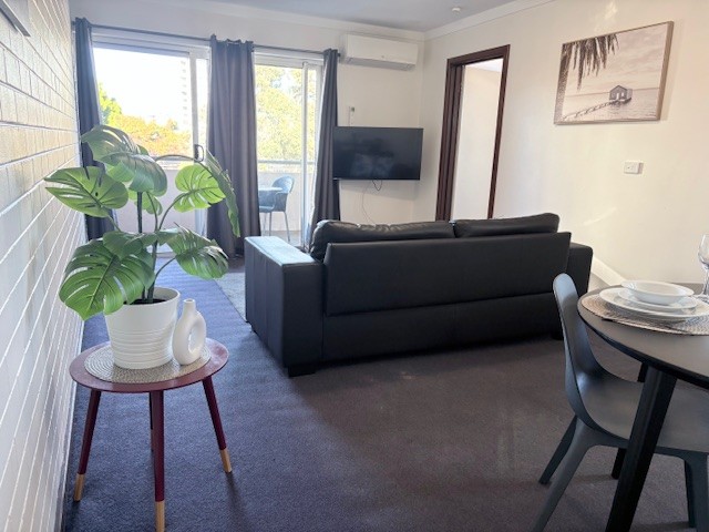 9/1 Minora Pl, Rivervale, WA 6103